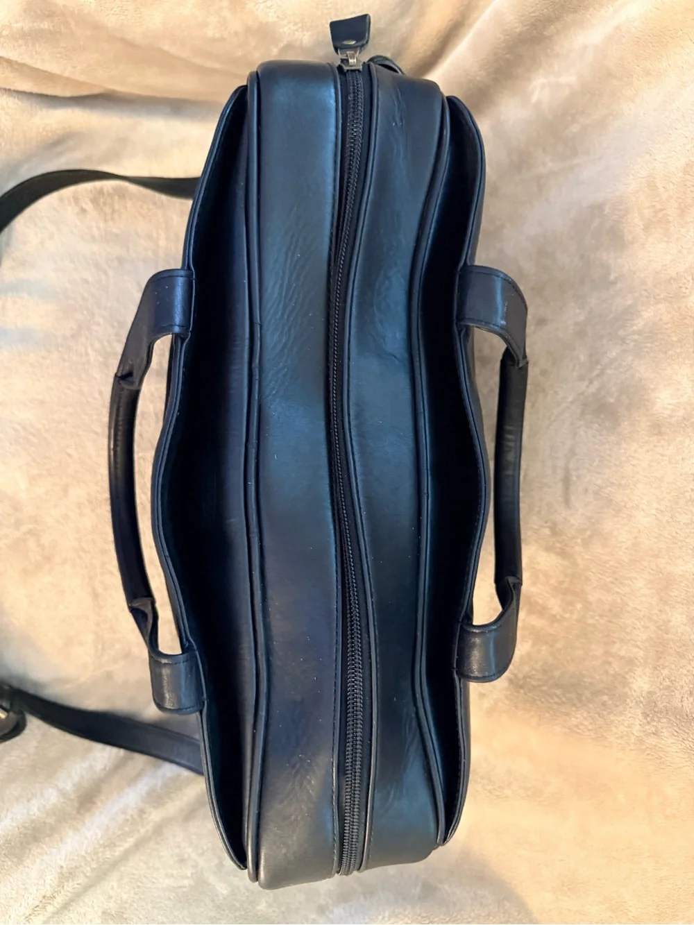 Eddie Bauer sleek black